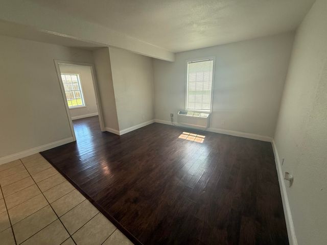 312 W Rentz 89, Weatherford, TX 76086
