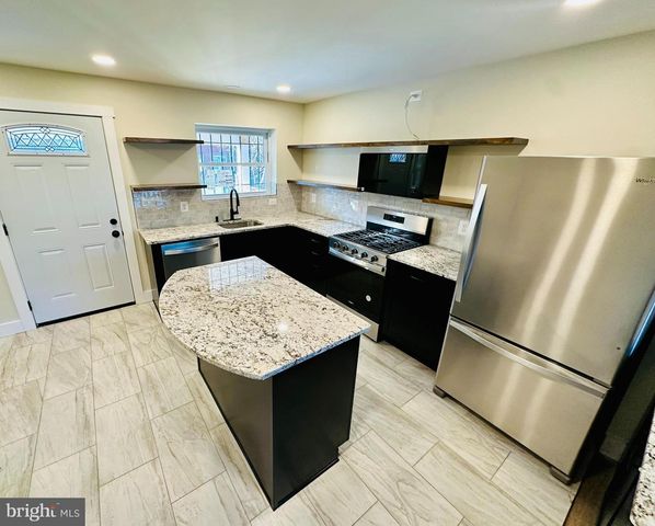 3828 10TH ST, Baltimore, MD 21225