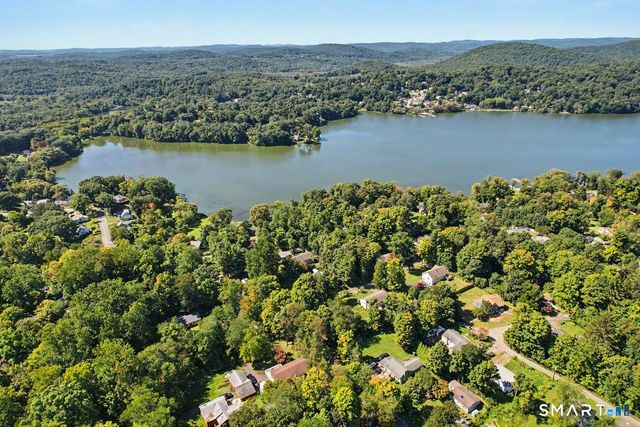 4 Clement Road, New Fairfield, CT 06812