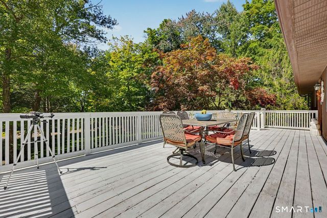 4 Clement Road, New Fairfield, CT 06812