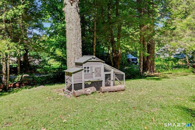 4 Clement Road, New Fairfield, CT 06812