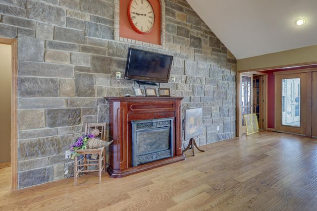 129 Riverview Drive, Anderson, MO 64831