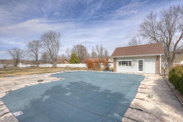 129 Riverview Drive, Anderson, MO 64831