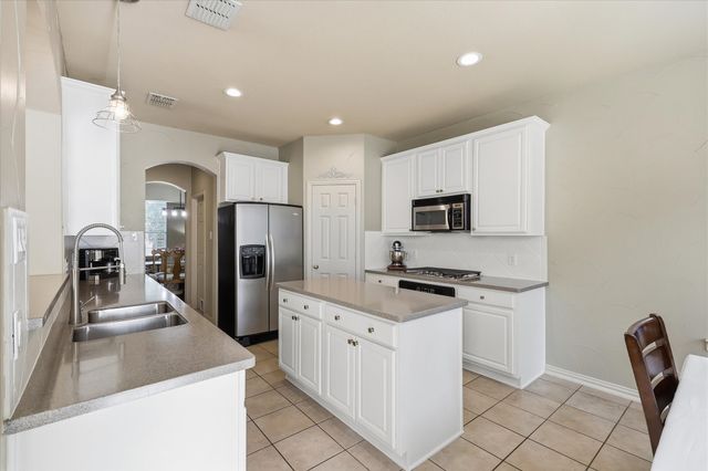 3604 Veronica Drive, Flower Mound, TX 75022