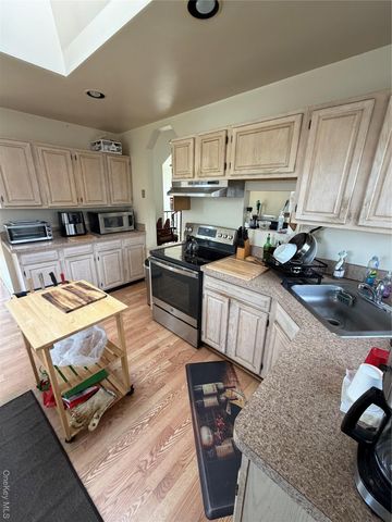 165 W Lakeshore Drive, Carmel, NY 10512