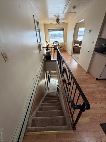 165 W Lakeshore Drive, Carmel, NY 10512