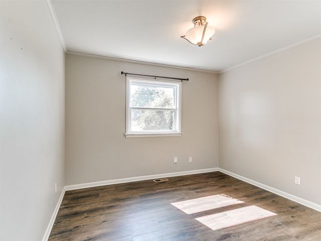 5366 S Hudson Place, Tulsa, OK 74135
