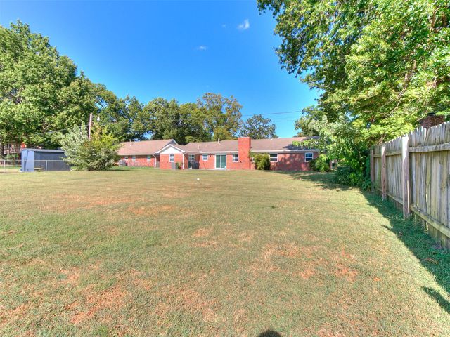 5366 S Hudson Place, Tulsa, OK 74135
