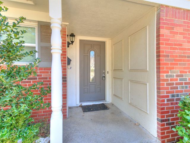 5366 S Hudson Place, Tulsa, OK 74135