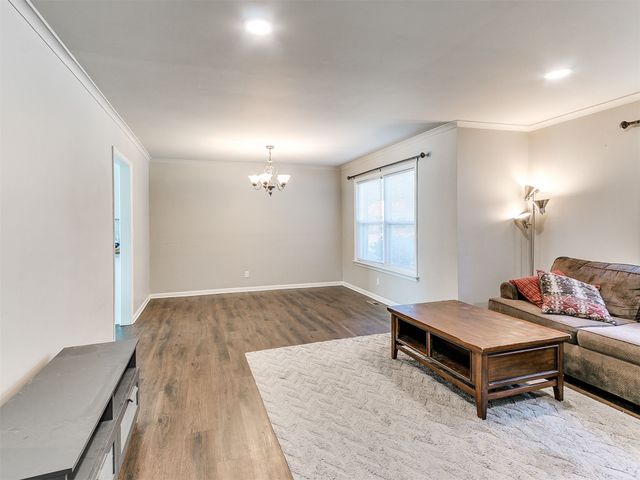 5366 S Hudson Place, Tulsa, OK 74135
