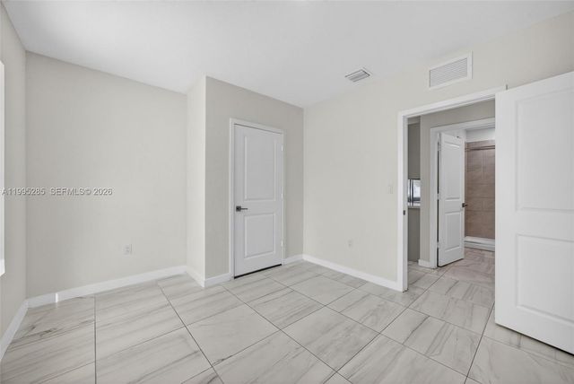 619 NE 5th St, Florida City, FL 33034