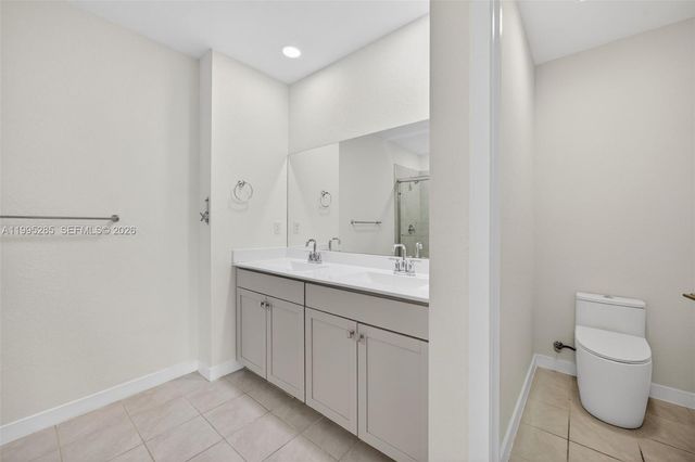 619 NE 5th St, Florida City, FL 33034