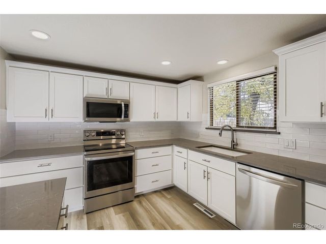 1927 Churchill Ct, Fort Collins, CO 80526