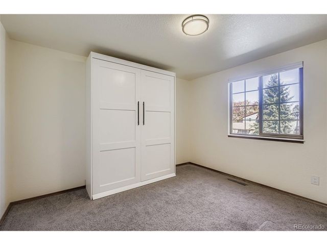 1927 Churchill Ct, Fort Collins, CO 80526