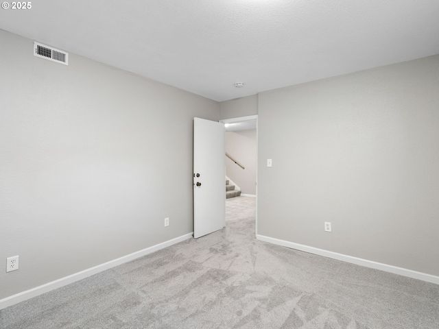 1010 MARYLHURST Dr, West Linn, OR 97068