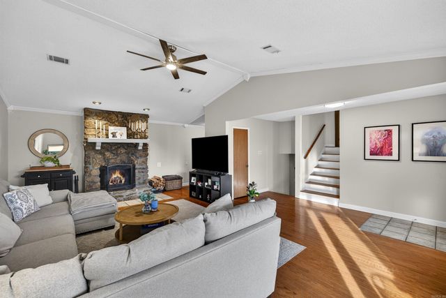 5 Havenwood Lane, Maumelle, AR 72113