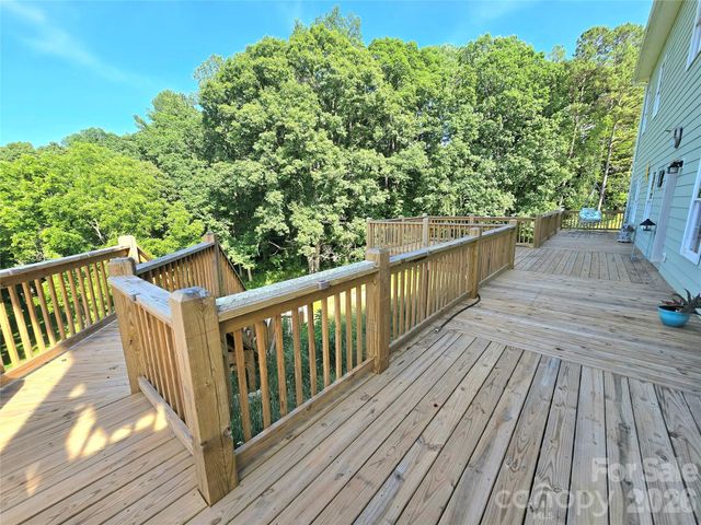37 Justice Drive, Leicester, NC 28748