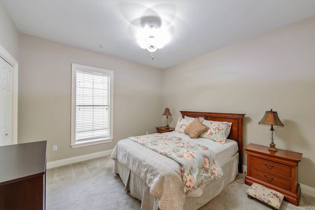 406 Sugar Mill Courtyard, Houma, LA 70360