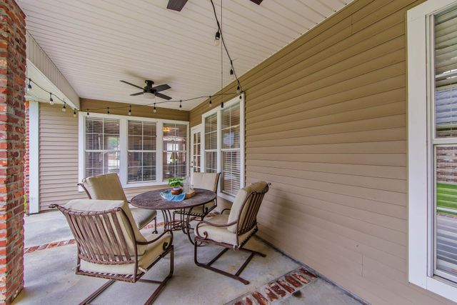 406 Sugar Mill Courtyard, Houma, LA 70360