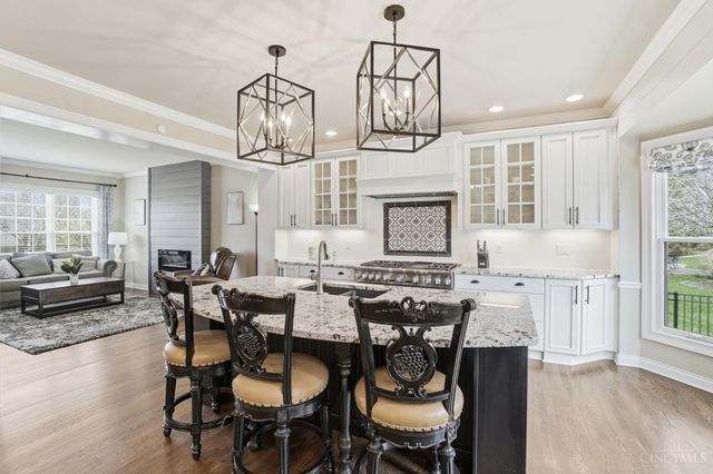 858 River Forest Drive, Hamilton Twp, OH 45039