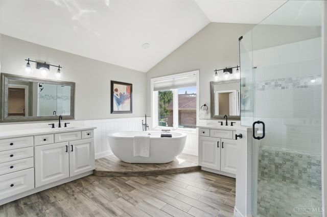 858 River Forest Drive, Hamilton Twp, OH 45039