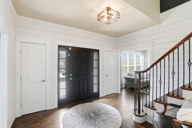 858 River Forest Drive, Hamilton Twp, OH 45039