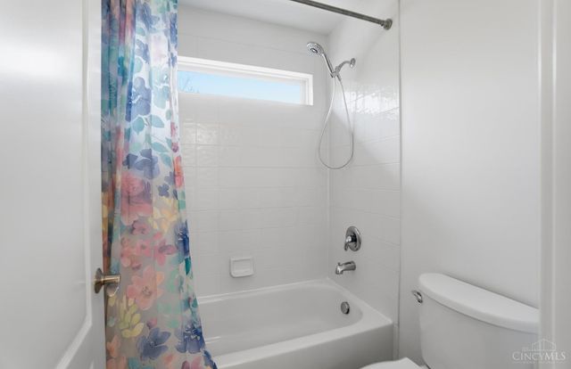 858 River Forest Drive, Hamilton Twp, OH 45039