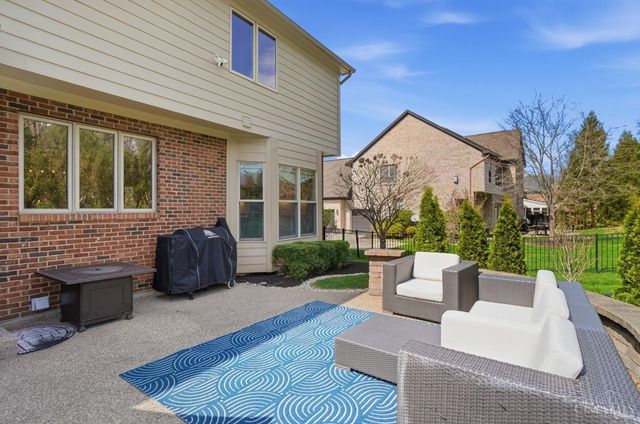 858 River Forest Drive, Hamilton Twp, OH 45039