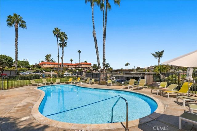 202 Del Gado Road, San Clemente, CA 92672