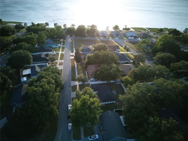 408 RAYMOND STREET, Minneola, FL 34715