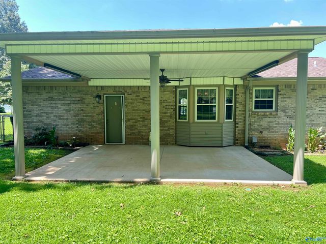 110 Laurel Oak Road, Huntsville, AL 35811