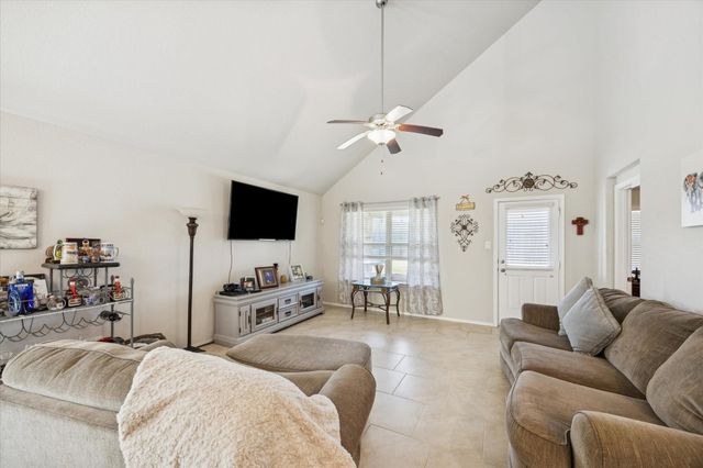 4611 Tuscan Lily Drive, Katy, TX 77493