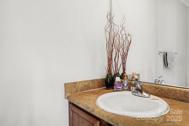 831 Raspberry Road, Stedman, NC 28391