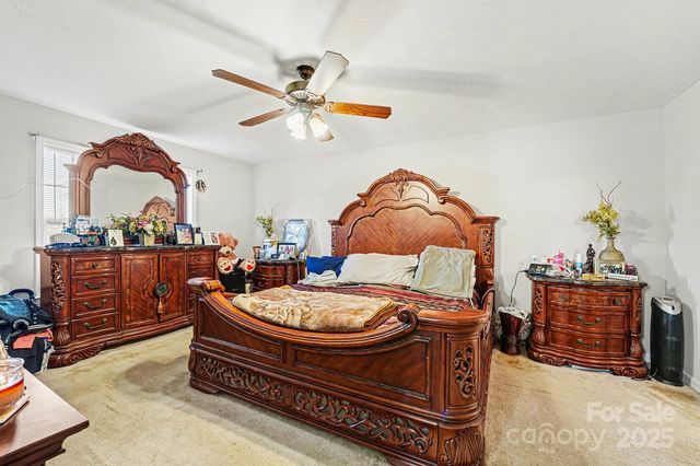 831 Raspberry Road, Stedman, NC 28391