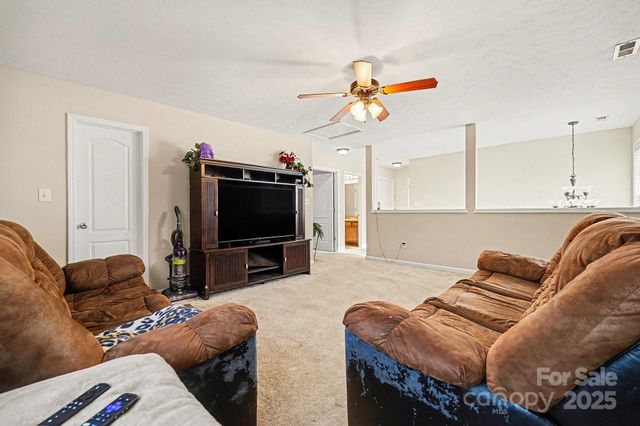 831 Raspberry Road, Stedman, NC 28391