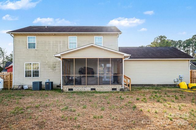 831 Raspberry Road, Stedman, NC 28391