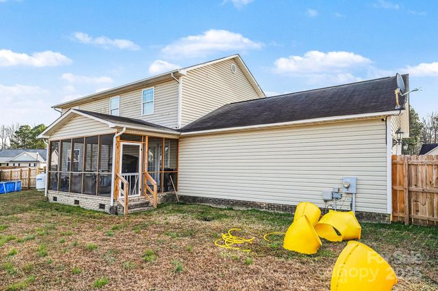 831 Raspberry Road, Stedman, NC 28391