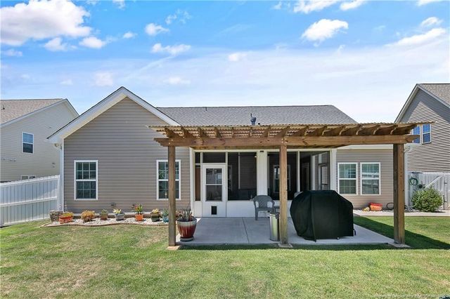 196 Brentmoor Drive, Raeford, NC 28376