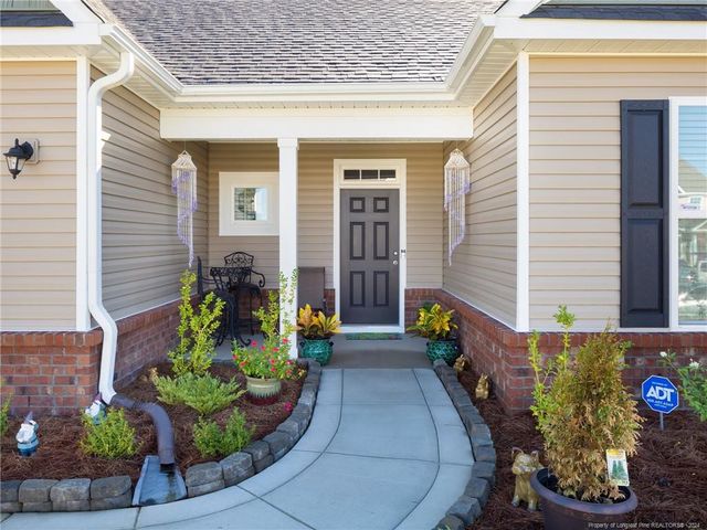 196 Brentmoor Drive, Raeford, NC 28376