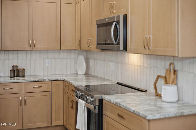 1519 &1521 Carroll Creek Road, Johnson City, TN 37615