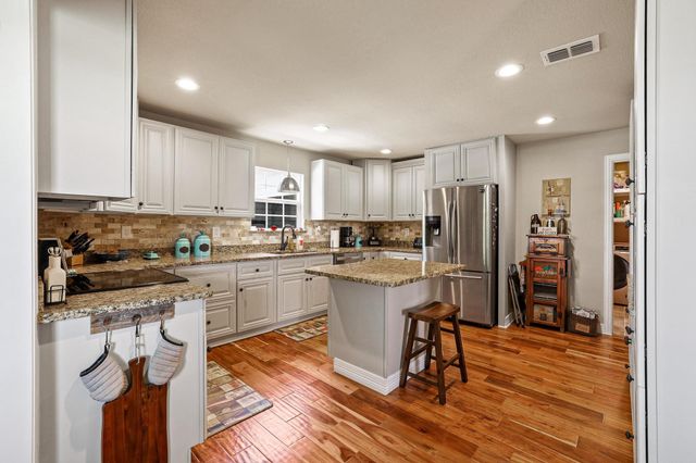 2 Mountain Climb Road, Sherman, TX 75092