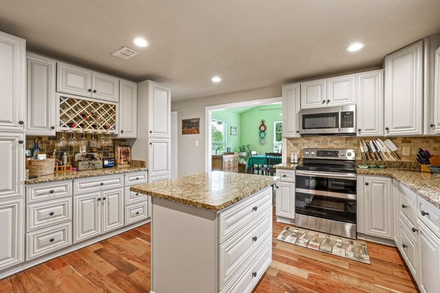 2 Mountain Climb Road, Sherman, TX 75092