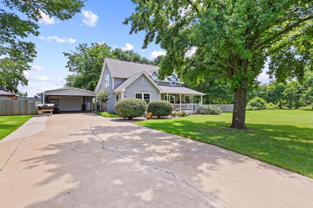 2 Mountain Climb Road, Sherman, TX 75092