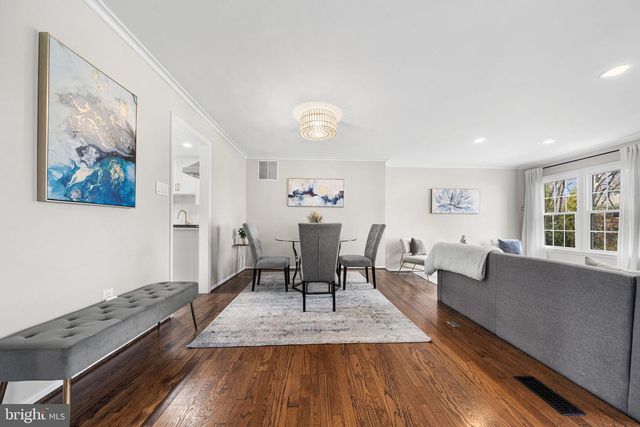 4819 CARRIAGEPARK RD, Fairfax, VA 22032