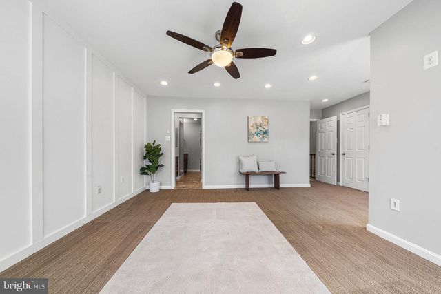 4819 CARRIAGEPARK RD, Fairfax, VA 22032