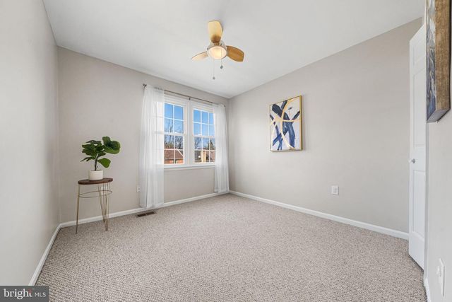 4819 CARRIAGEPARK RD, Fairfax, VA 22032