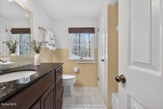 34 Guilder Place, Clifton Park, NY 12019