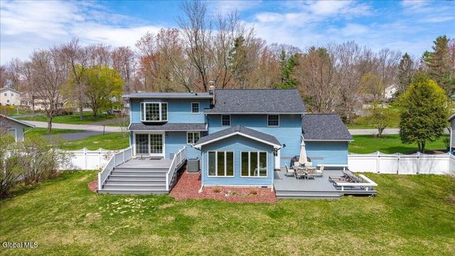 34 Guilder Place, Clifton Park, NY 12019