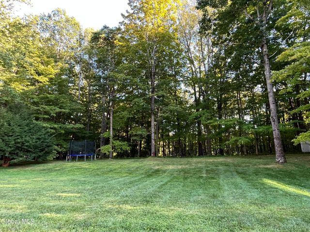 34 Guilder Place, Clifton Park, NY 12019