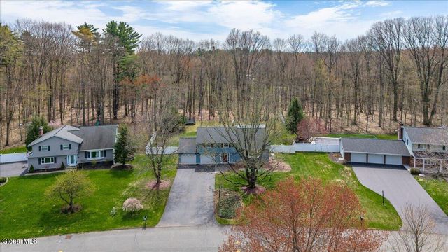 34 Guilder Place, Clifton Park, NY 12019